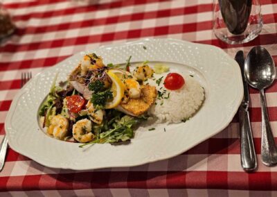 éttermek Zamárdi éttermek Paprika Csárda Platán Hotel